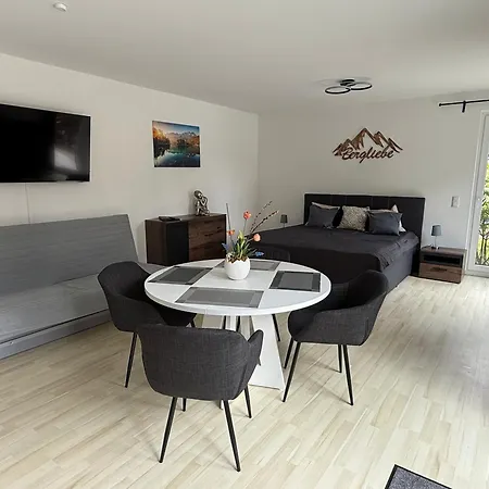 Heiter -ruhig - Terrasse -stellplatz - Wlan - Vollausstattung - Entspannen Am Rande Der 3 Gleichen Apartment *